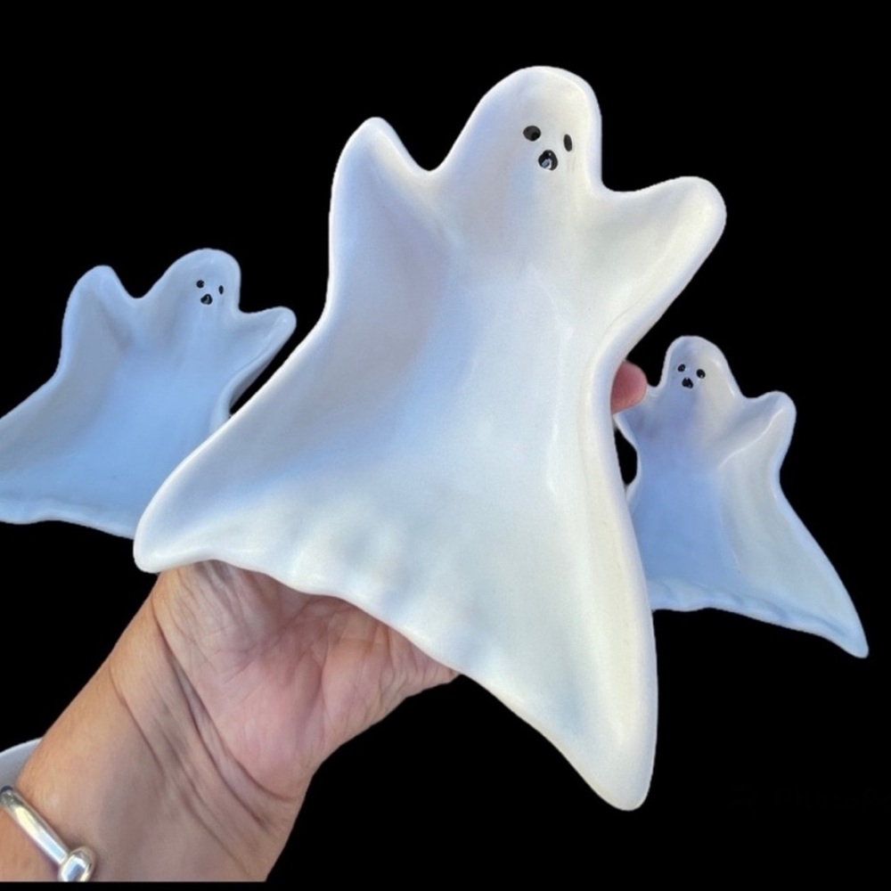 Set of 3 Pottery Barn Stoneware Ghost Shaped Candy Nut Trinket Dish Bowl VGUC